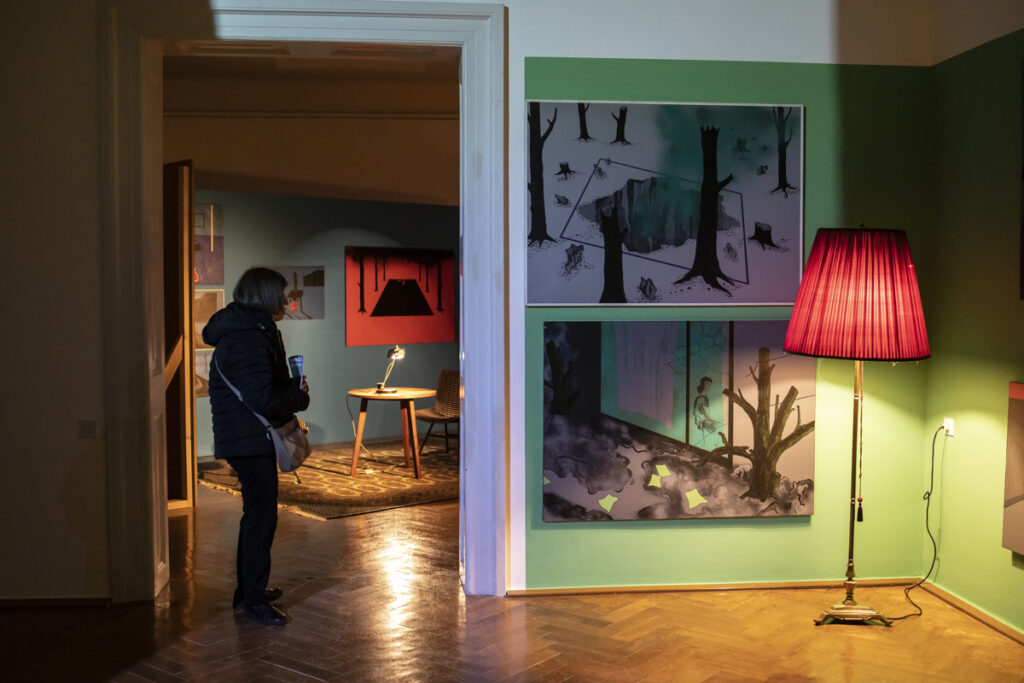 Zmago Jeraj: I take a long step across a windowsill. Foto Urška Boljkovac. Arhiv MGLC